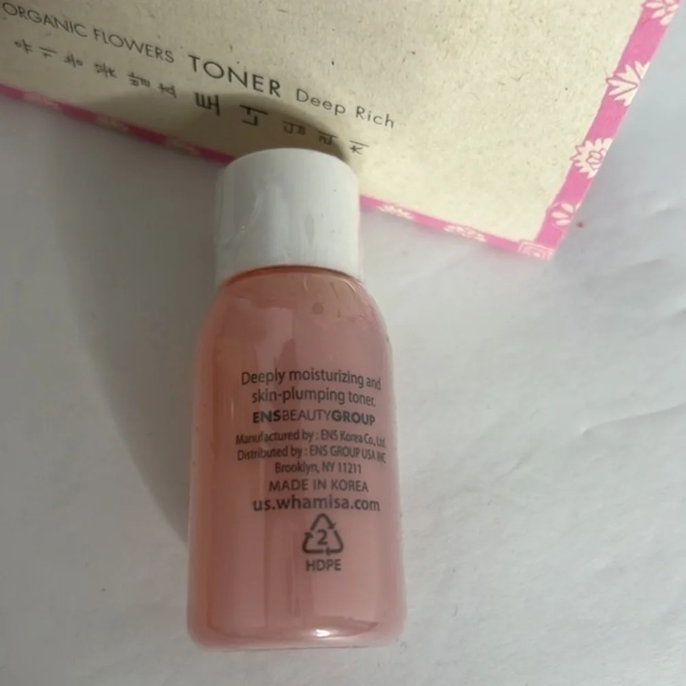 Make up bundle with drink bottle